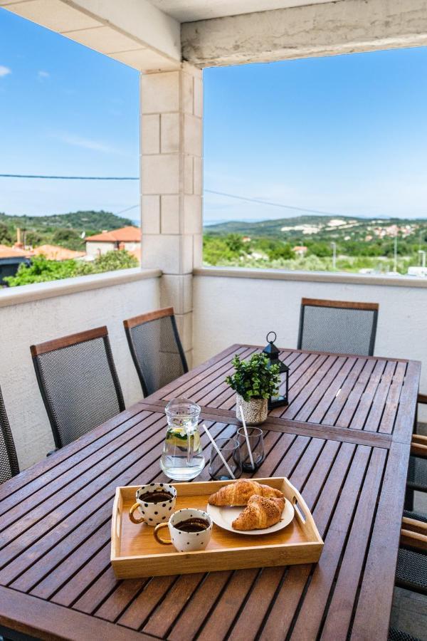 House Barbara Hotel Nerezisca Bagian luar foto