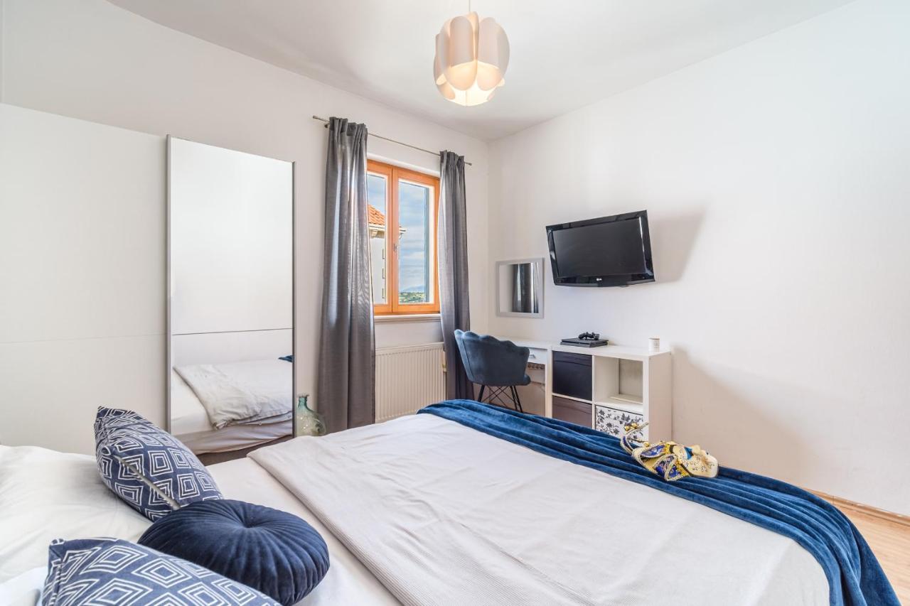 House Barbara Hotel Nerezisca Bagian luar foto
